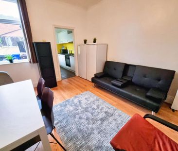 3 bedroom house share to rent - Photo 2