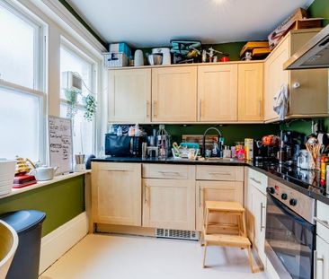 2 bedroom flat to rent - Photo 6