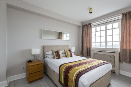 Chelsea Cloisters, Chelsea, SW3, London - Photo 2