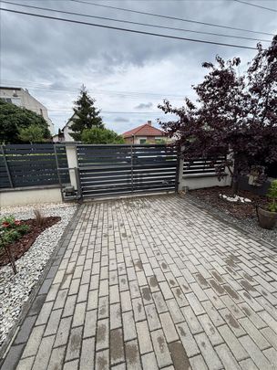 Kiadó újszerű állapotú ház - Debrecen - Fotó 1
