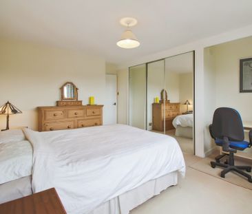 Terregles Crescent - Photo 4