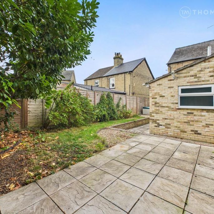 2 bedroom semi-detached house to rent - Photo 1