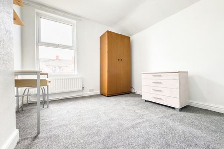 Clun Terrace, Cathays - Photo 4