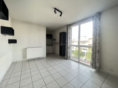 Location Appartement 1 pièce 20m² RODEZ 12000 - Photo 3