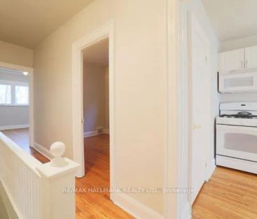 1481 Queen Street E #Upper - Photo 2