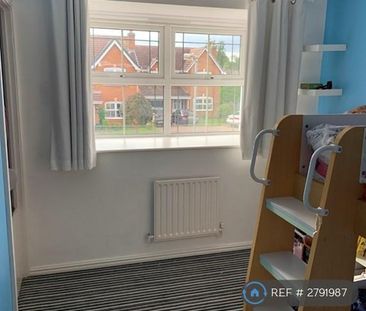 3 bedroom detached house to rent - Photo 5