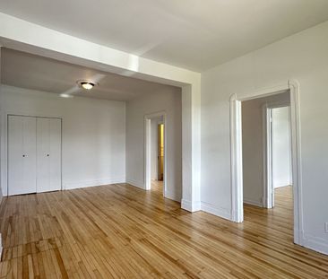 Verdun - Logement de 2 chambres complètement rénové, offert en loca... - Photo 5