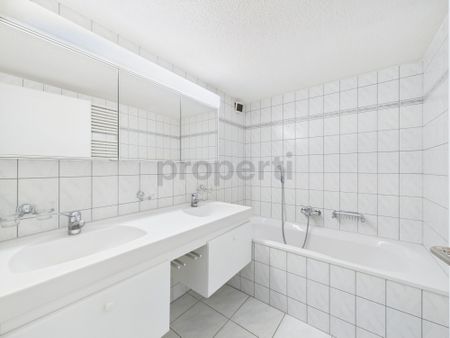 Grosszügige 3-Zimmer-Wohnung mit historischem Charme im Herzen von Willisau - Foto 3