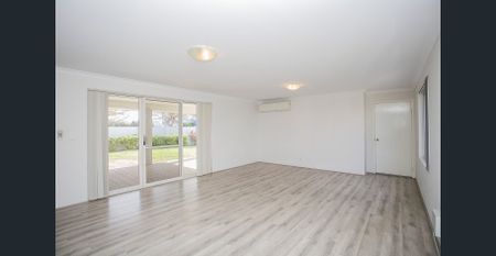 BeachsideRetreat - PeelwoodParadise - Photo 4