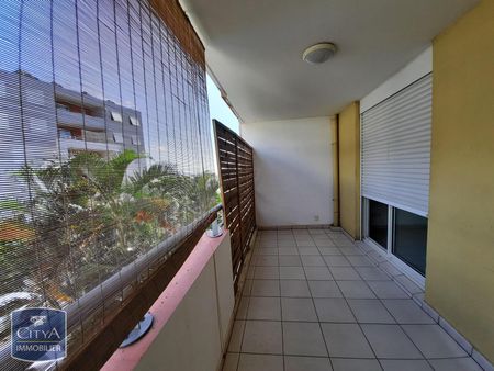 Location Appartement 1 pièce 25m² STE CLOTILDE 97490 - Photo 3