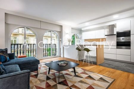 Alquiler de piso en Askatasunaren Hiribidea, 16 - Photo 2