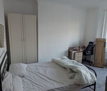 Room in a Shared House, Boundary Road, E13 - Photo 3