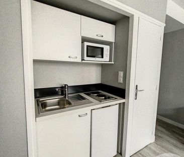 Location Appartement 1 pièce 19m² CHAMALIERES 63400 - Photo 2
