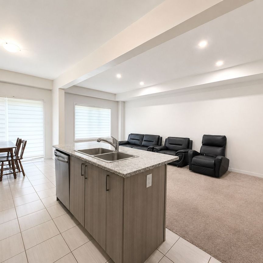 For Lease - 6693 Cropp Street Unit# 1, Niagara Falls, Ontario - Photo 1