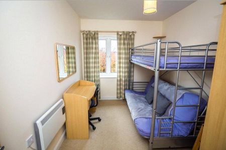 2 bedroom flat to rent - Photo 3