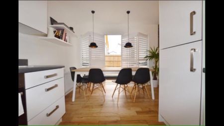 3 Bed Semi-Detached House, Crowley Mews, SW16 - Photo 3