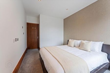 Pilot Point, 21 Clarendon Road, Belfast, BT1 3BG - Photo 4