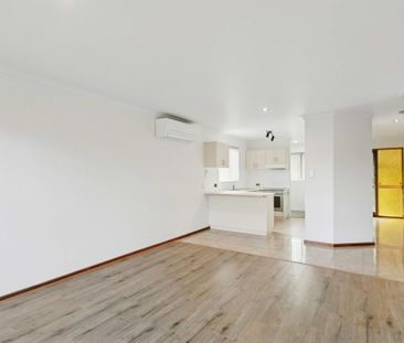 12/38 John Street, North Fremantle Wa 6159 - Photo 2