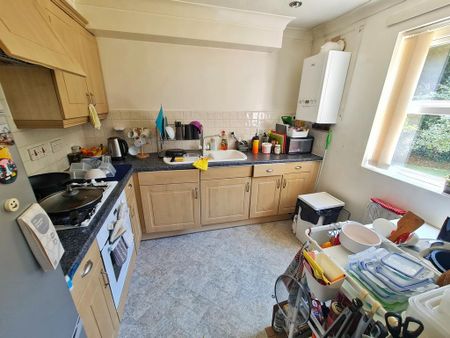 2 bedroom flat to rent - Photo 3