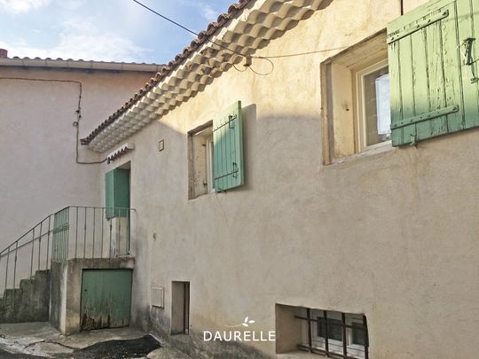 Location Appartement 1 pièce 24m² CHATEAURENARD 13160 - Photo 1