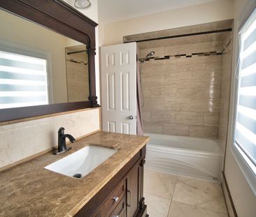 For Lease - 3312 Sundew Court, Mississauga, Ontario - Photo 3