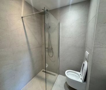 CROS DE CAGNES : Beau studio avec parking rénové - Photo 2