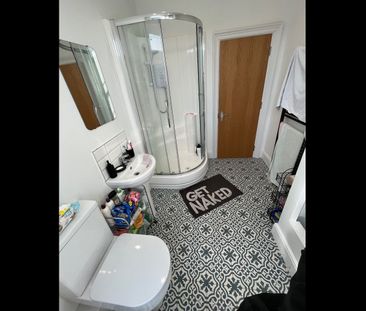 7 Bed Flat, Smithdown Road, L15 - Photo 5