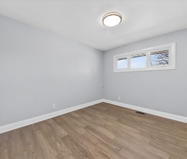 For Lease - 64 Gatineau Street Unit# Main Fl, Oshawa, Ontario - Photo 6