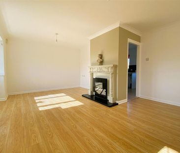 3 bedroom detached bungalow to rent - Photo 1