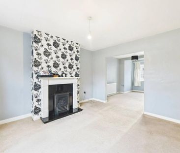 3 bedroom semi-detached house to rent - Photo 6
