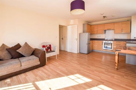 2 bedroom apartment to rent - Photo 2