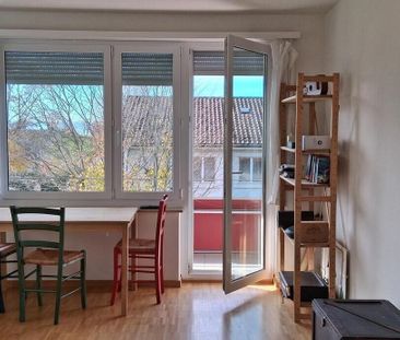 APPARTEMENT 3 PIÈCES À ZURICH - DISTRICT 7, MEUBLÉ, TEMPORAIRE - Photo 2