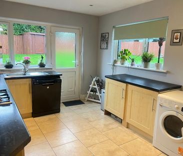 19 Cloughreagh Park, Bessbrook, Newry, BT35 7EH - Photo 5