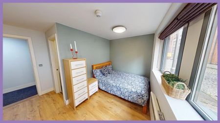4 bedroom flat to rent - Photo 5