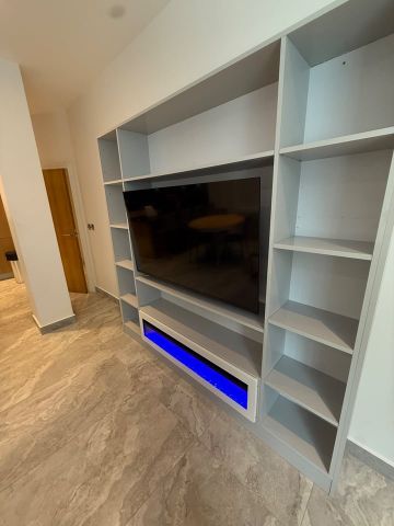 3 Bed Flat, Bromyard House, W3 - Photo 2