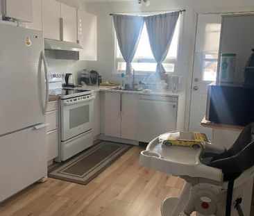 4 1/2 Quartier Limoilou- disponible immédiatement - Photo 3