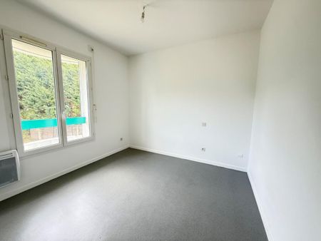 Location Appartement 4 pièces 83m² BISCARROSSE 40600 - Photo 2