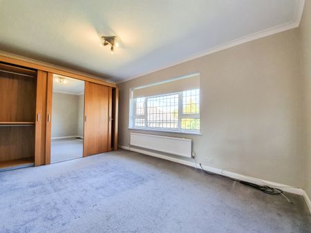 3 bedroom house to rent Galleywood Road, Great Baddow, CM2 - Photo 3