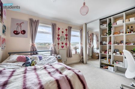 4 bedroom terraced house to rent - Photo 3