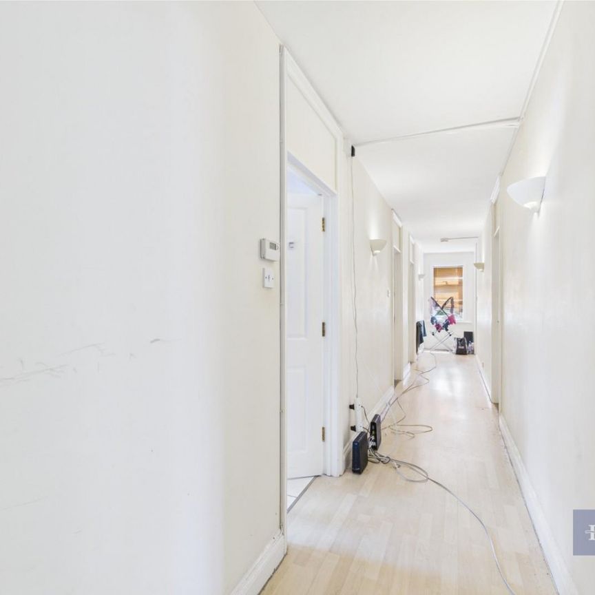 5 bedroom Flat To Let - Photo 1