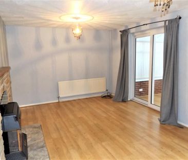 3 bedroom semi-detached house to rent - Photo 1