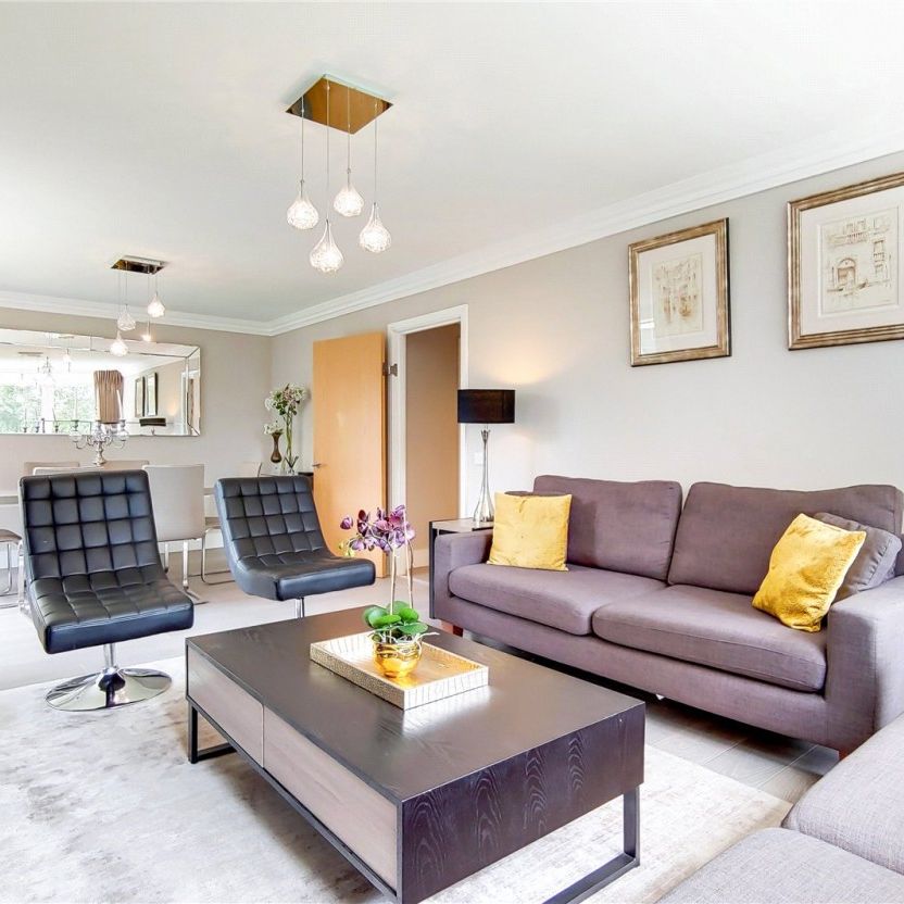 St Johns Wood Park, NW8, London - Photo 1