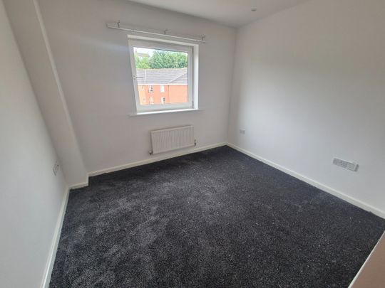 1 Bed Flat, Adler Way, L3 - Photo 1