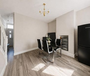 4 Bed Terraced House, Scrooby St, SE6 - Photo 3