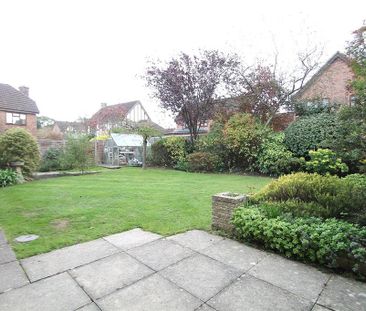 4 bedroom detached house to rent - Photo 1