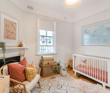 Three Bedroom Bondi Semi With A Deep Leafy Garden & Parking! - Photo 5