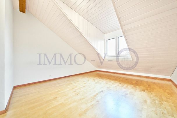 SPACIOUS AND LIGHT-FILLED IN A DUPLOX WITH BALCONY-TERRACE - Foto 1