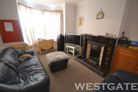 4 Bed - Donnington Road, Reading - Photo 2