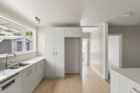 Comfort & Convenience For Rent! - Photo 4