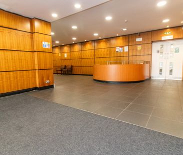 Metropolitan Apartments, Lee Circle, City Centre - Photo 3